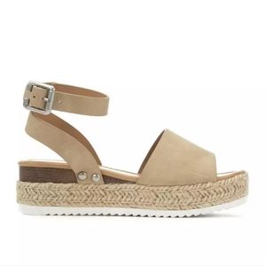 NWT Little Girl's Sandals from Soda